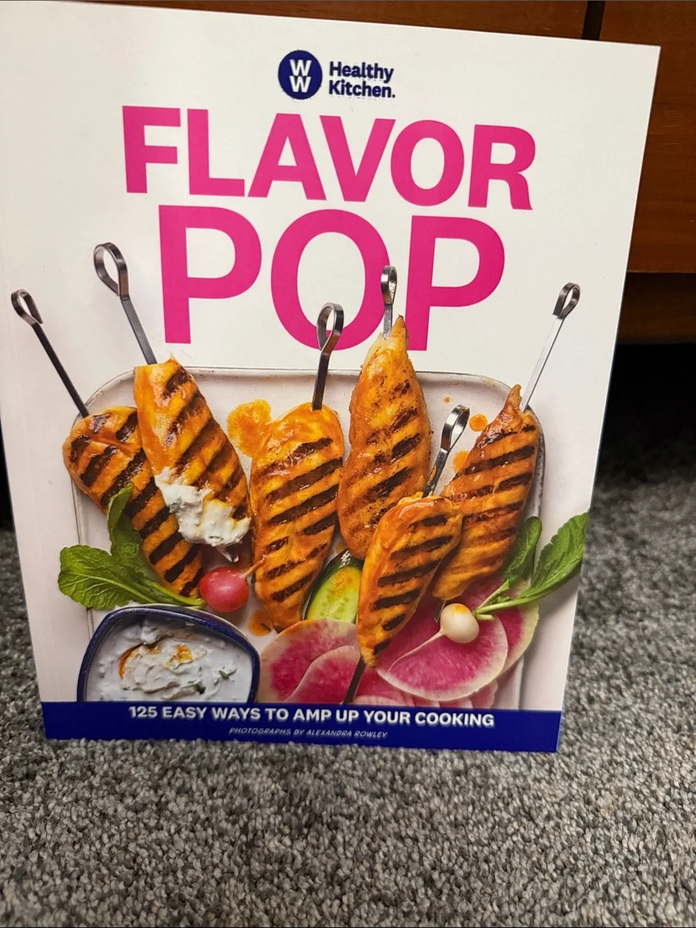 Weight Watchers Flavor Pop Cookbook - Vibrant Pink Cover
